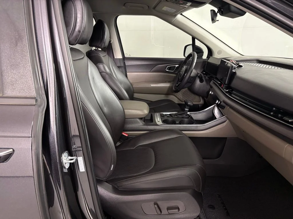 New 2026 Gray Kia EX image 47