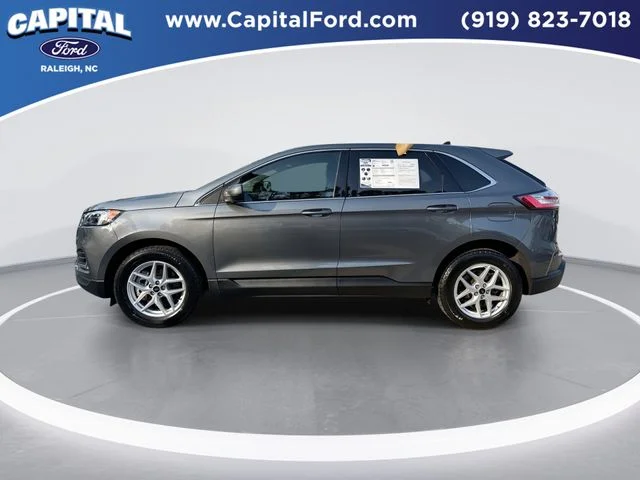 Used 2023 Gray Ford SEL image 5