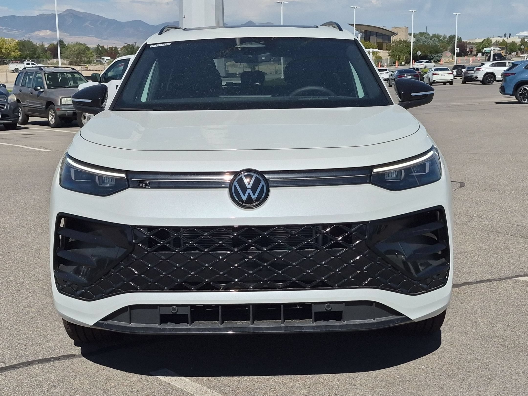New 2026 Opal White Pearl Volkswagen SE R-Line Black image 9