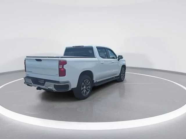 Used 2024 White Chevrolet LT image 8