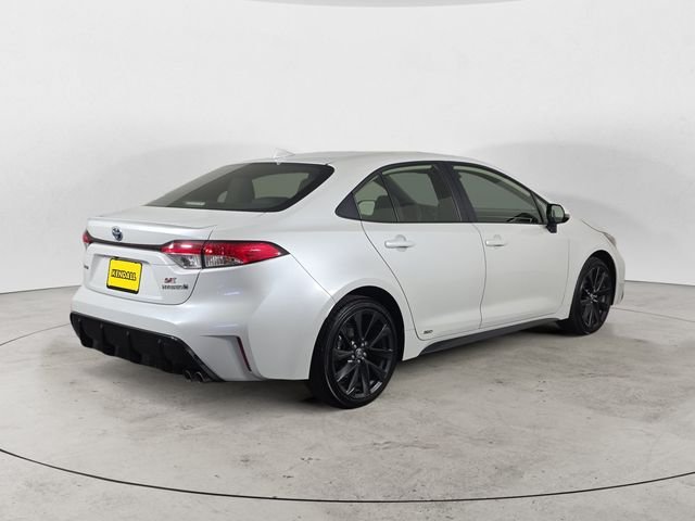 Used 2024 Pearl Toyota SE image 5