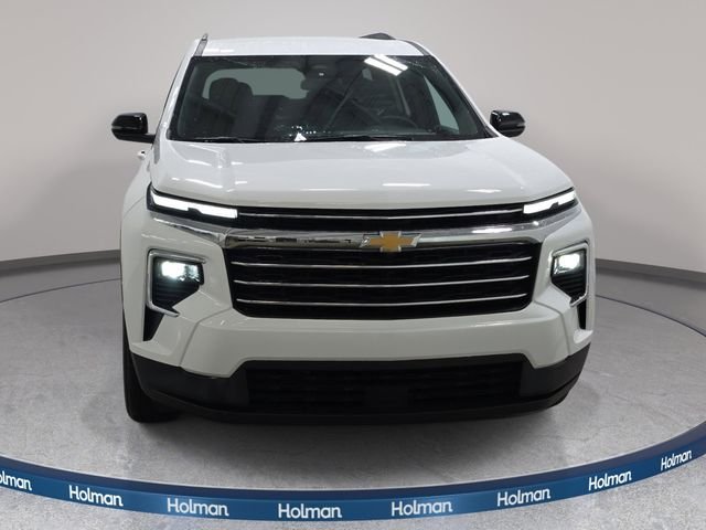 Used 2025 White Chevrolet LT image 3