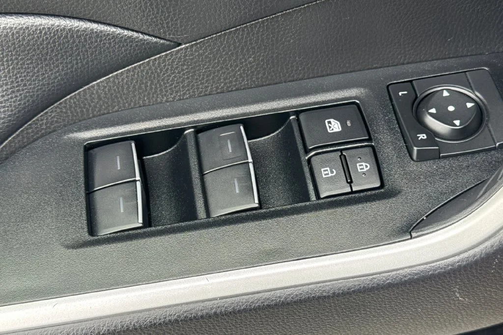 Used 2025 Pearl Toyota XLE image 14