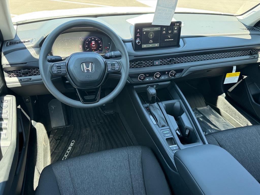 New 2026 Platinum White Pearl Honda LX image 8