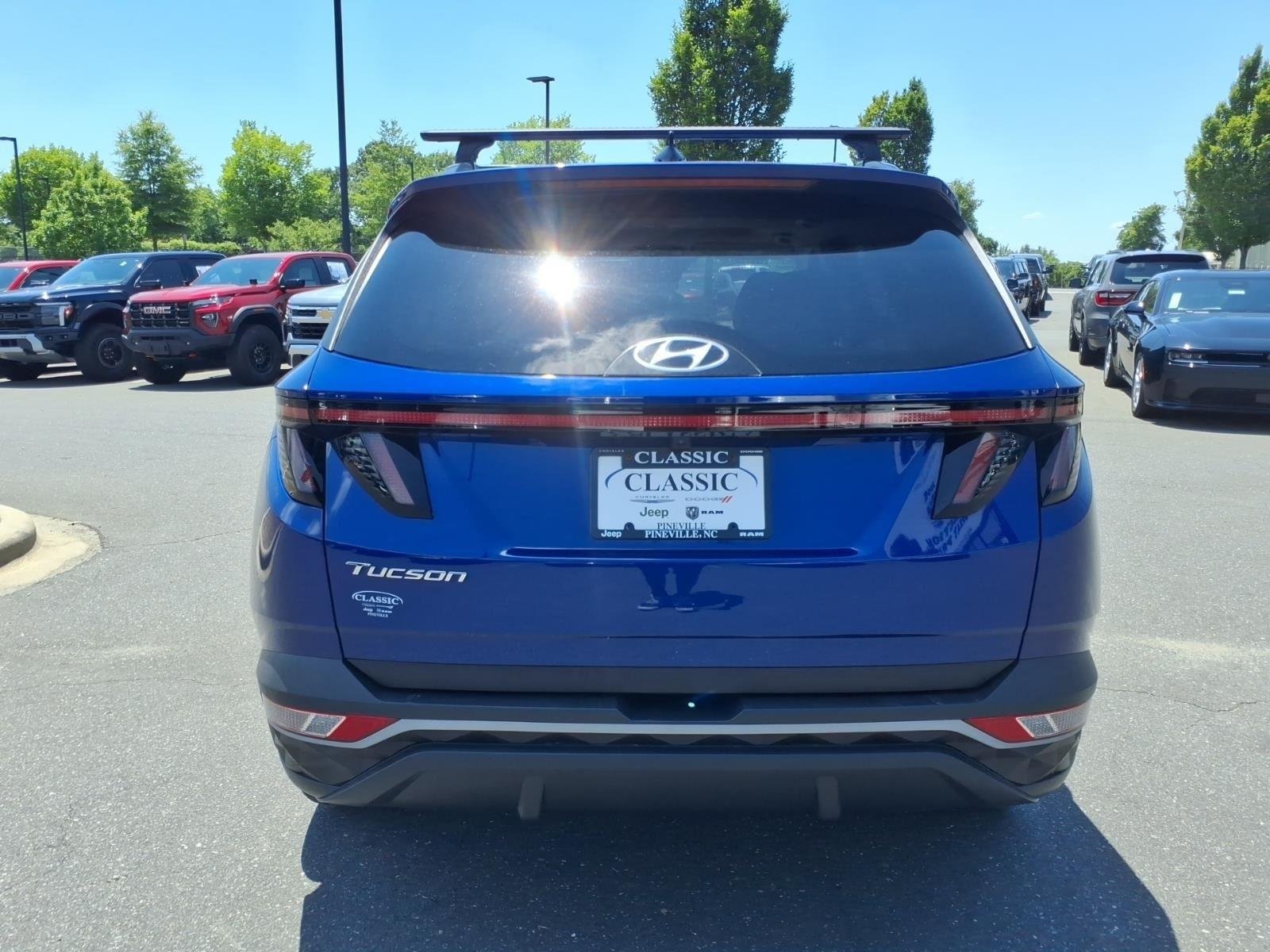 Used 2023 Intense Blue Hyundai SEL image 17