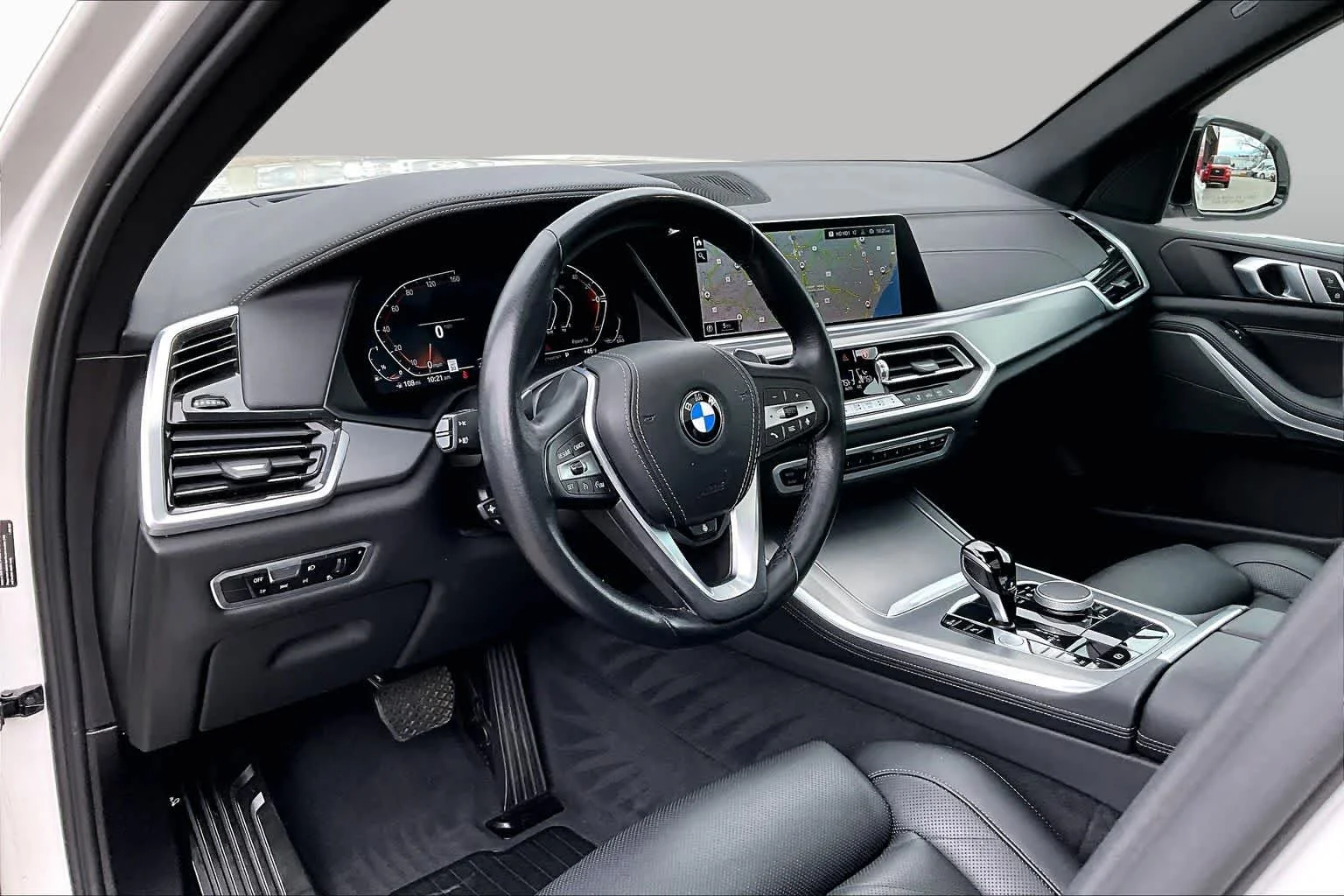 Used 2023 Alpine White BMW xDrive40i image 17
