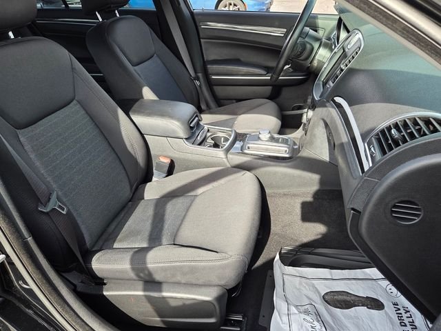 Used 2021 Gloss Black Chrysler Touring image 14