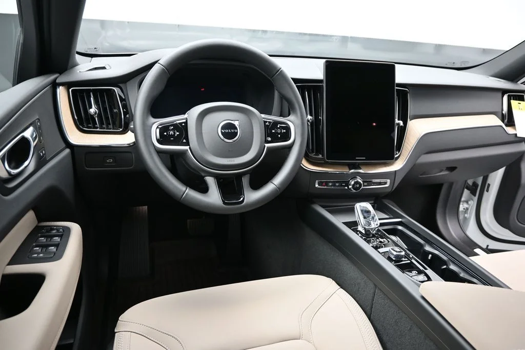 Used 2026 Crystal White Volvo Plus image 11