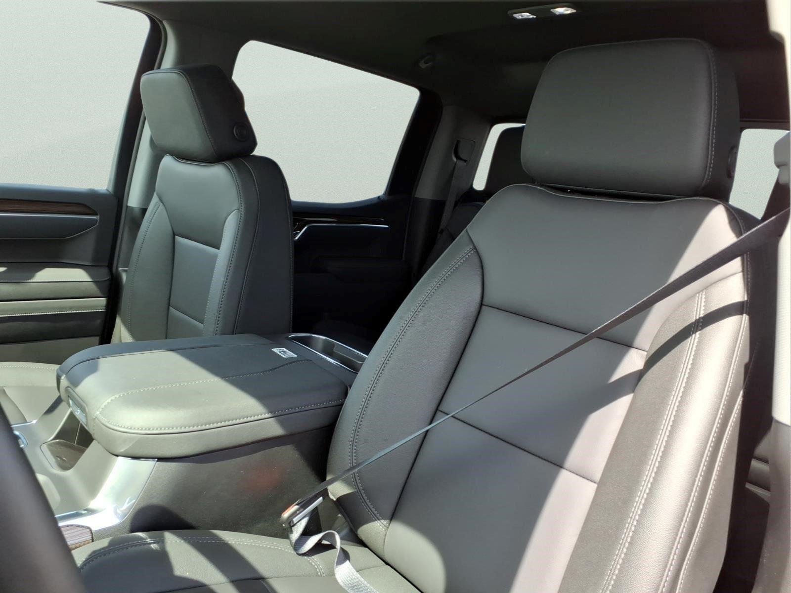2026 Chevrolet Silverado 1500 RST - Photo 15