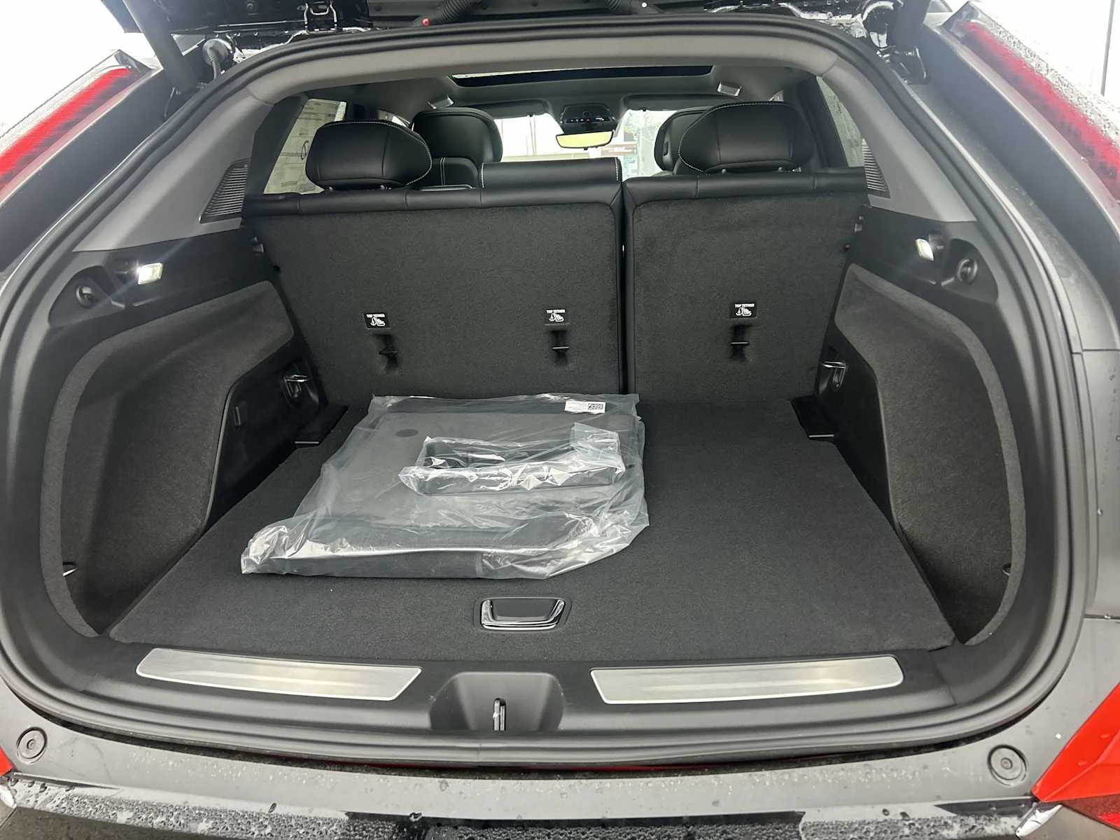 2026 Cadillac OPTIQ Sport - Photo 26