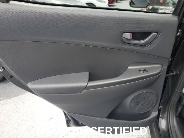 Used 2023 Black Hyundai SEL image 10