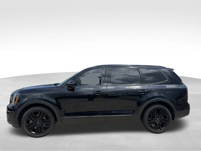 Used 2024 Black Kia SX image 12