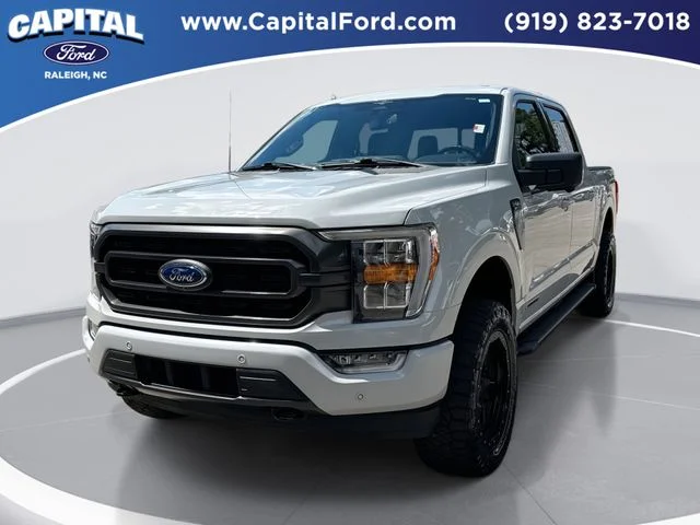 Used 2023 White Ford XLT image 1