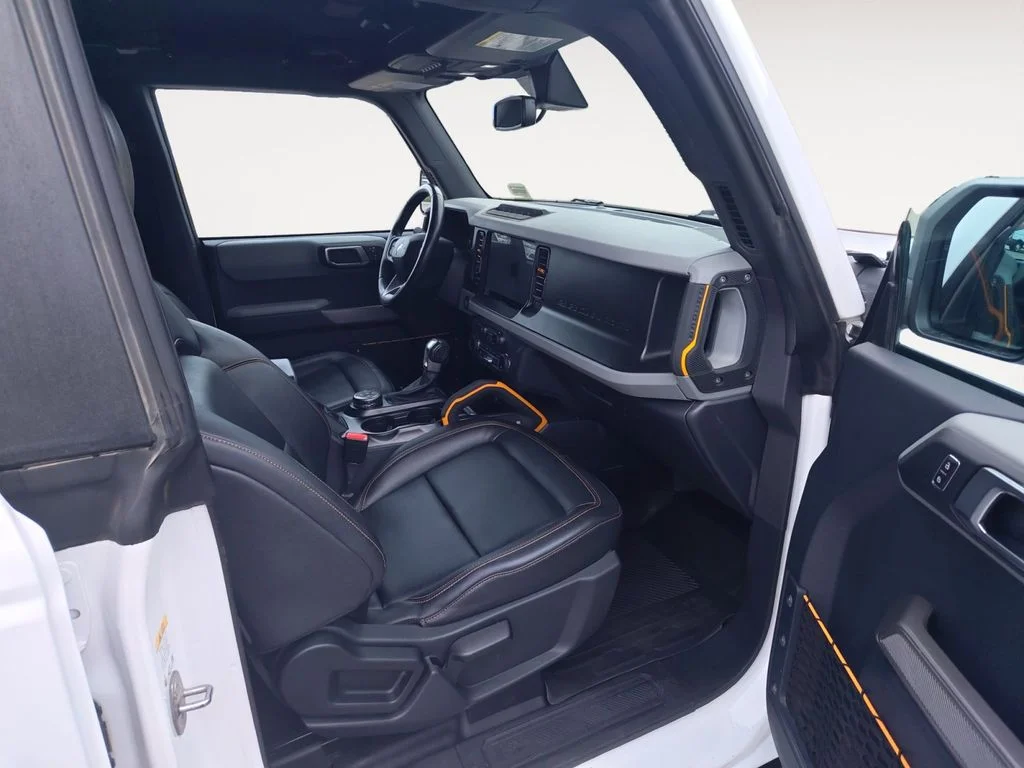 Used 2023 White Ford Badlands image 15