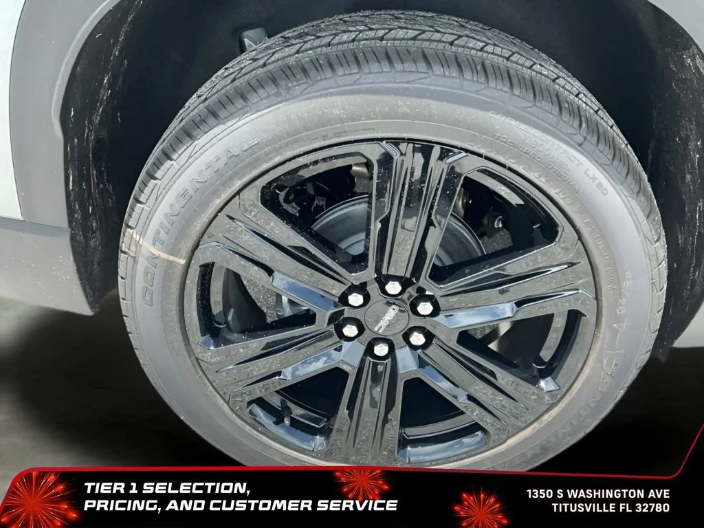 New 2026 Sterling Metallic GMC Elevation image 22