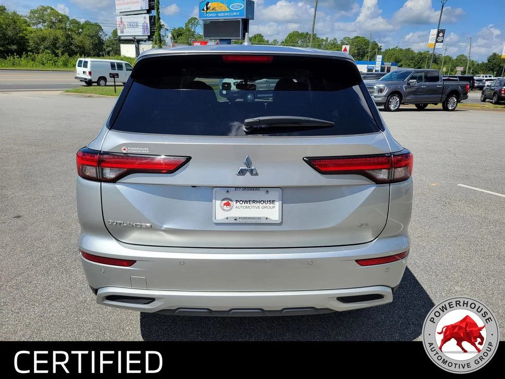 Used 2024  Mitsubishi SE image 4