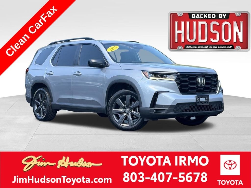 2025 Honda Pilot Sport 2WD's photo
