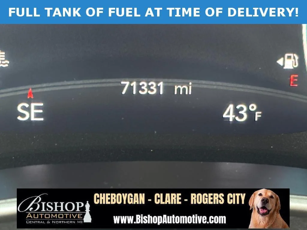 Pre-Owned 2023 Chrysler Pacifica Touring L image 4