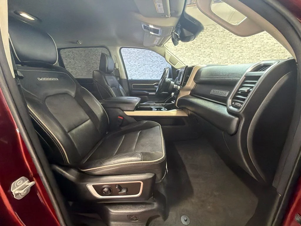 Used 2022 Delmonico Red Pearlcoat Ram Laramie image 11