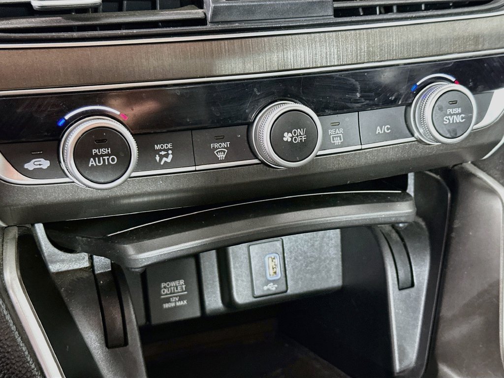 Used 2018 Black Honda LX image 15