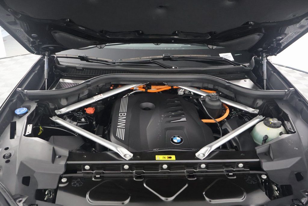 Used 2026 Black Sapphire Metallic BMW xDrive50e image 9