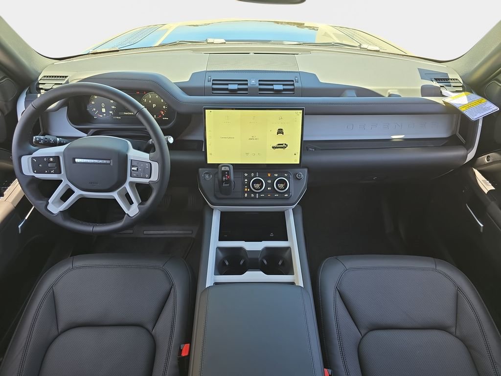 New 2026 Santorini Black Land Rover X-Dynamic SE image 9
