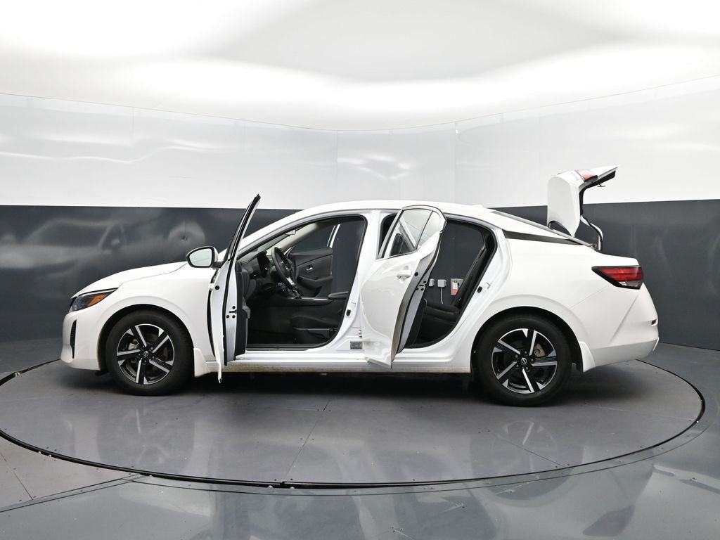 Used 2024 White Nissan SV image 46