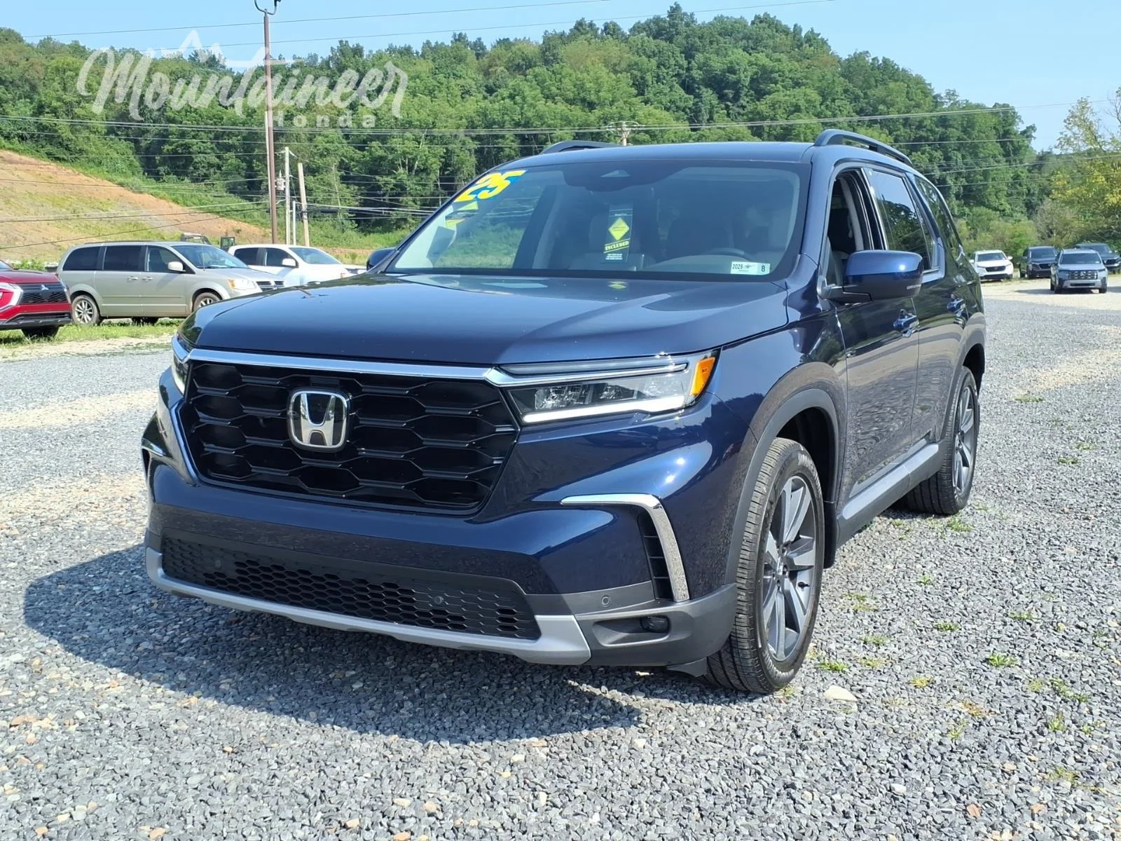 Used 2025 Obsidian Blue Pearl Honda Touring image 3