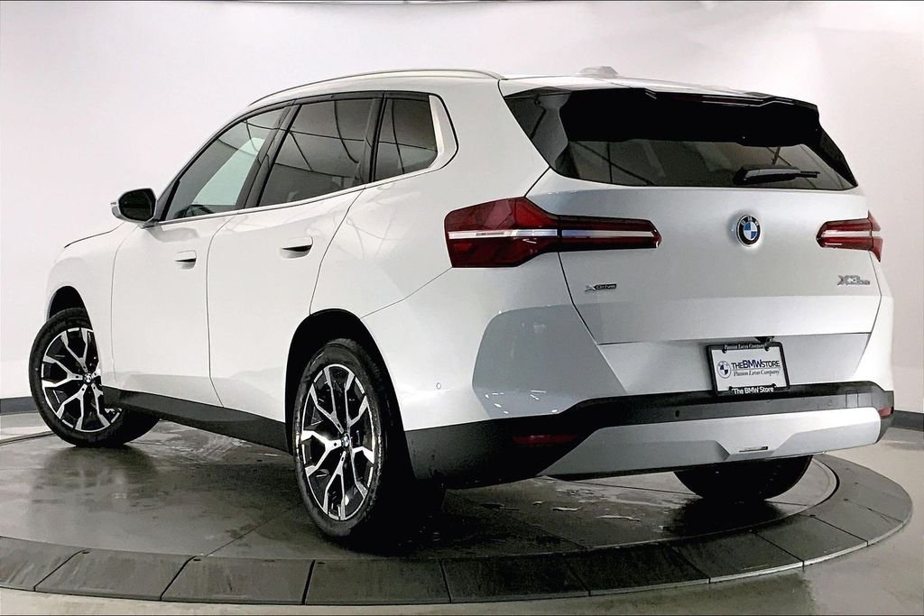 New 2026 Mineral White Metallic BMW xDrive image 2