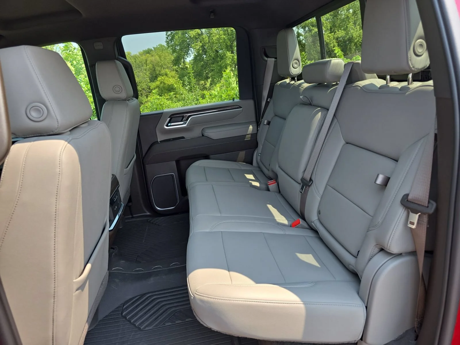2026 Chevrolet Silverado 2500 HD LTZ - Photo 7