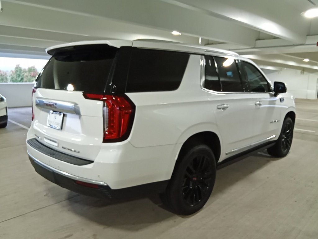 Used 2023 White Frost Tricoat GMC Denali image 6