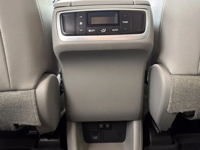 Certified Used 2018 Shoreline Mist Toyota XLE image 13