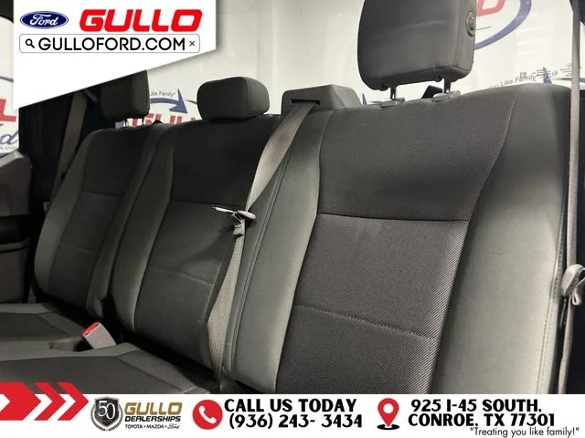 Used 2016 Magnetic Metallic Ford XL image 13