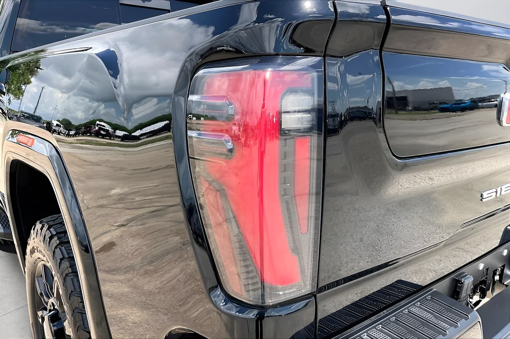 Used 2024 Black GMC AT4 image 30