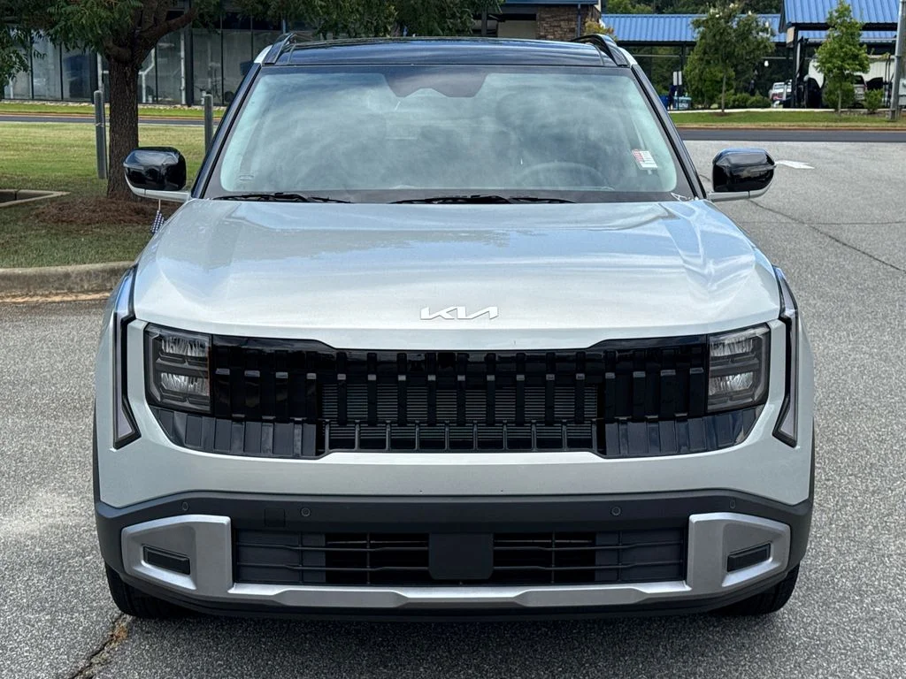 New 2027 Ivory Silver Kia EX image 8