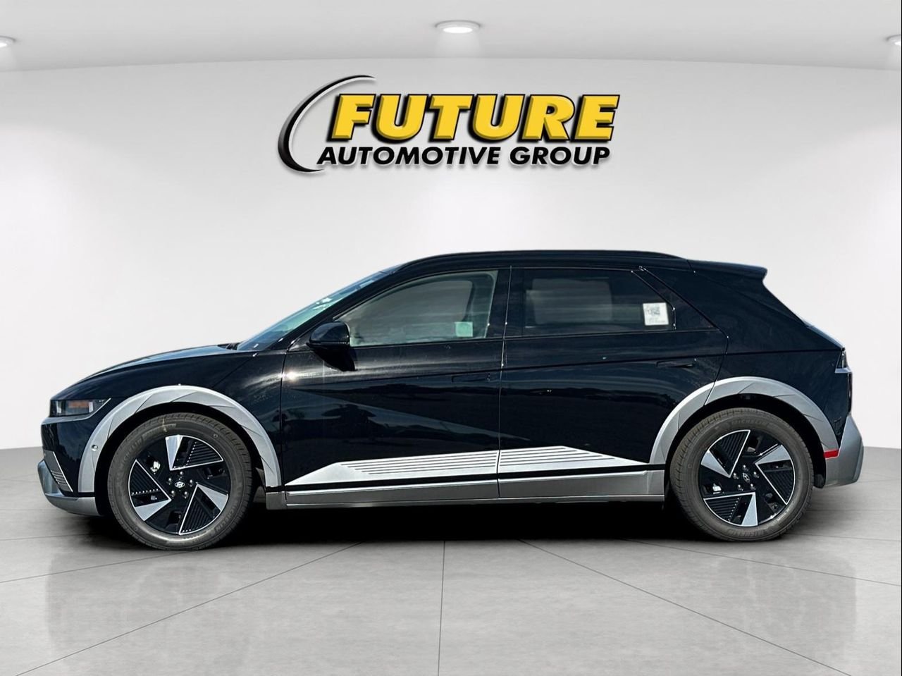 New 2026 Black Hyundai Limited image 6