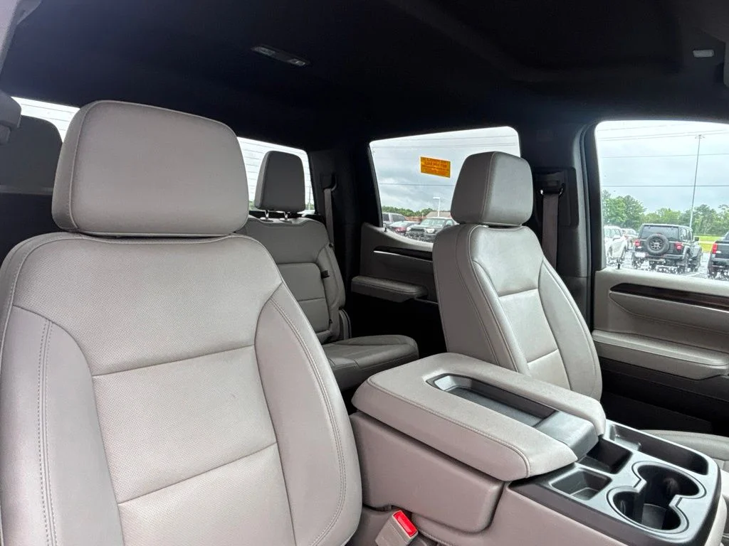 Used 2025 Black GMC SLT image 19