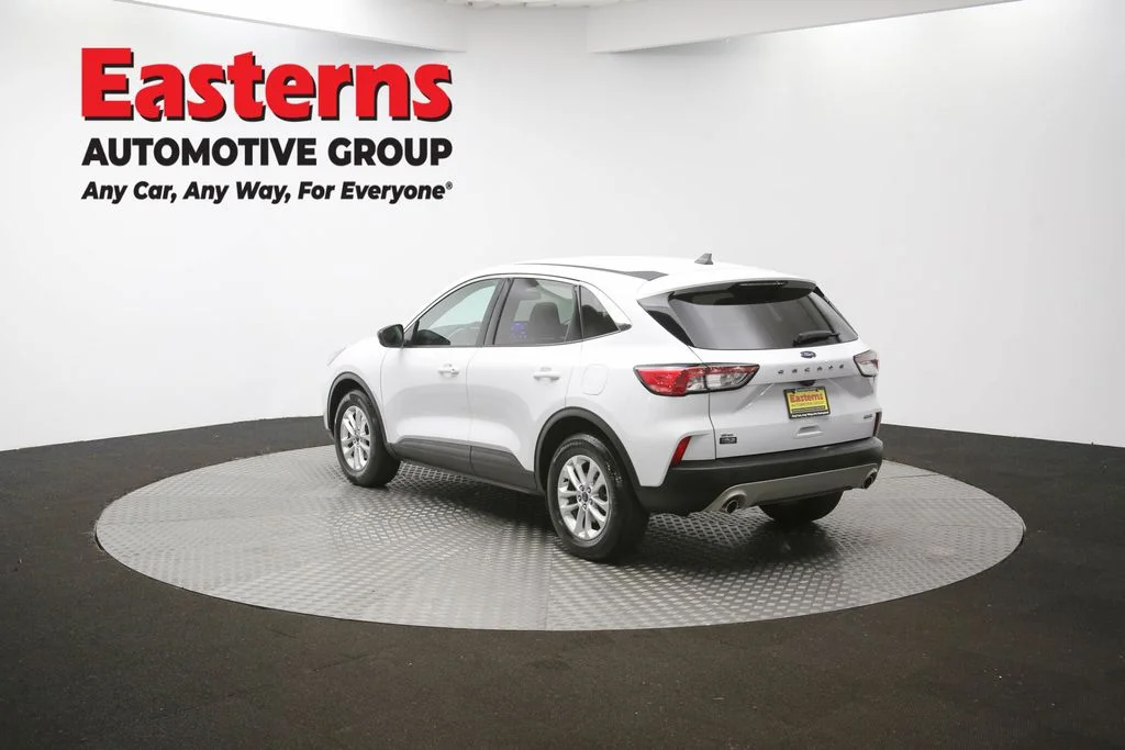 Used 2022 White Ford SE image 63
