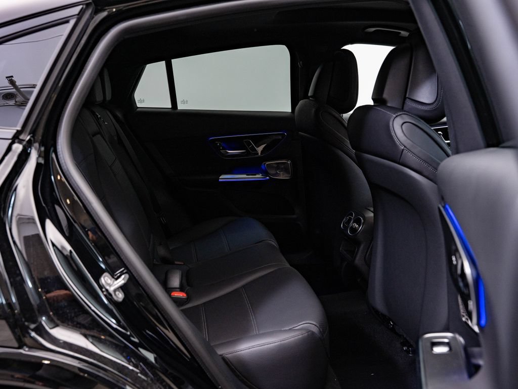 New 2027 Black Mercedes-Benz GLC 300 Coupe image 43