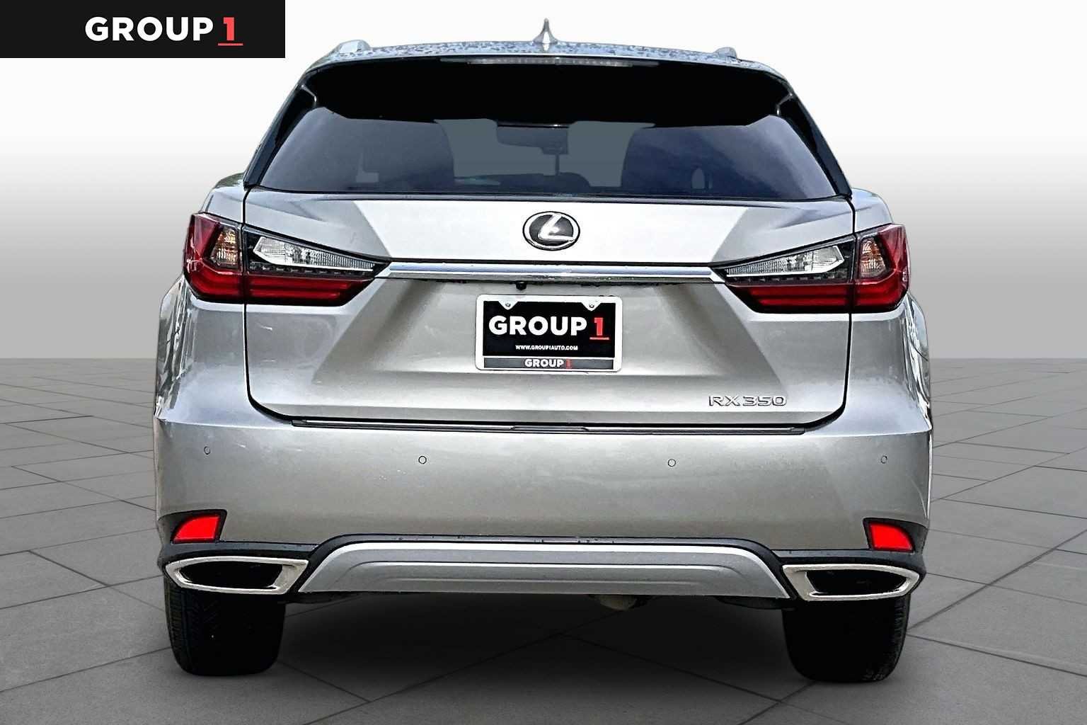 Used 2021 Atomic Silver Lexus  image 5