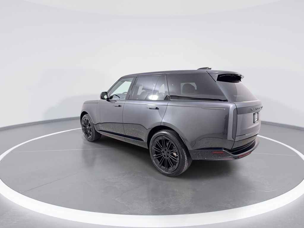 New 2026 CARP GRY PRM MT Land Rover SE image 6
