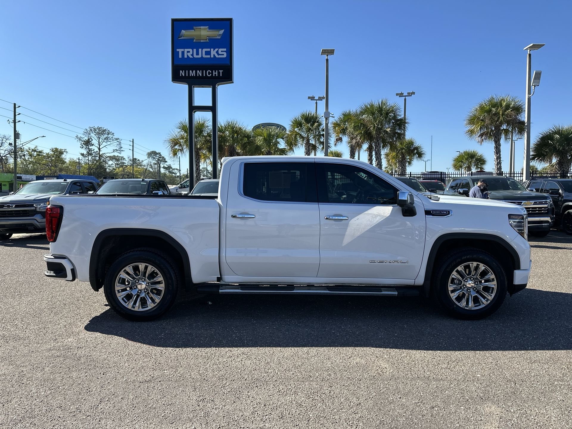 Used 2024 Summit White GMC Denali image 17
