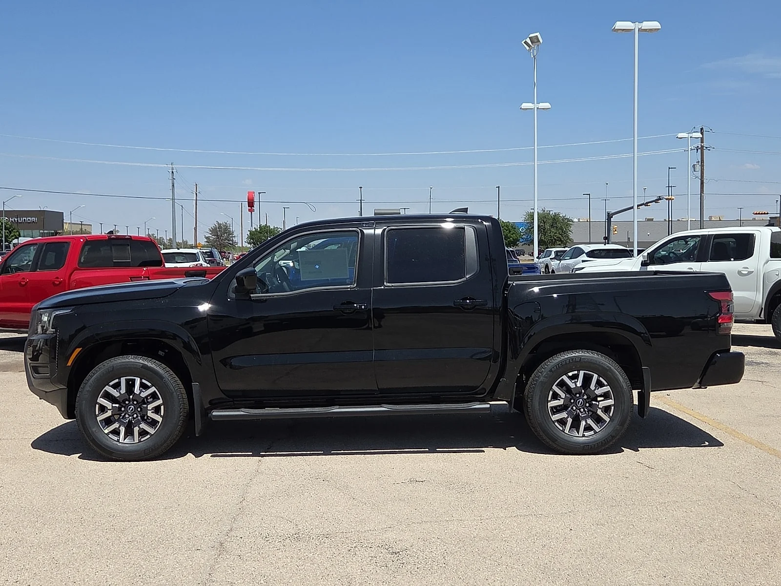 New 2026 KH3 Super Blac Nissan SV 4x2 Crew Cab 5 ft. box 126 in. WB image 2