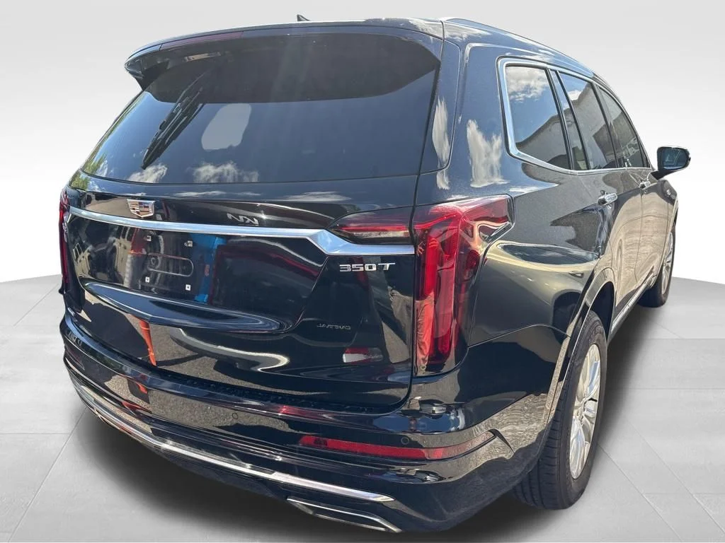 Used 2021 Black Cadillac Luxury image 14