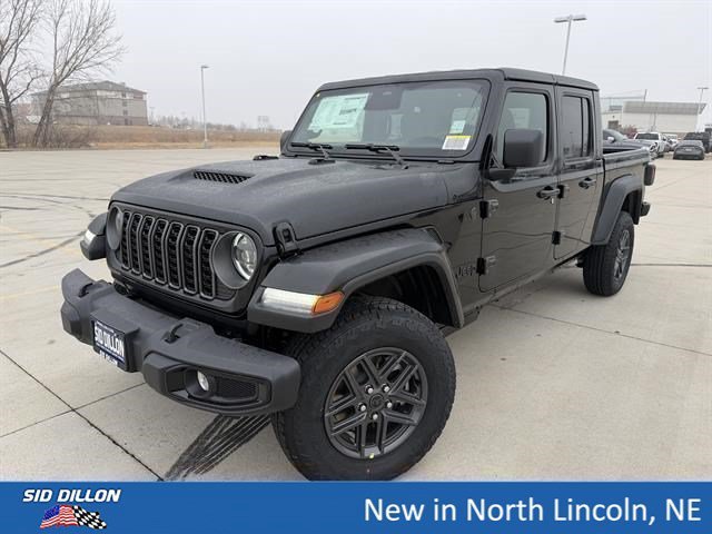 2026 Jeep Gladiator Sport