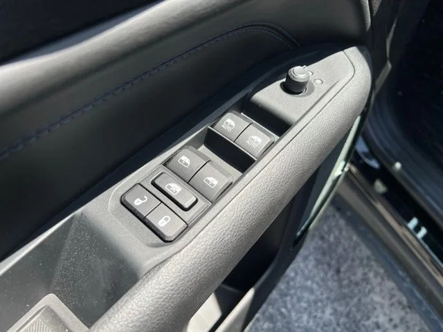 2025 Jeep Compass Latitude - Photo 13