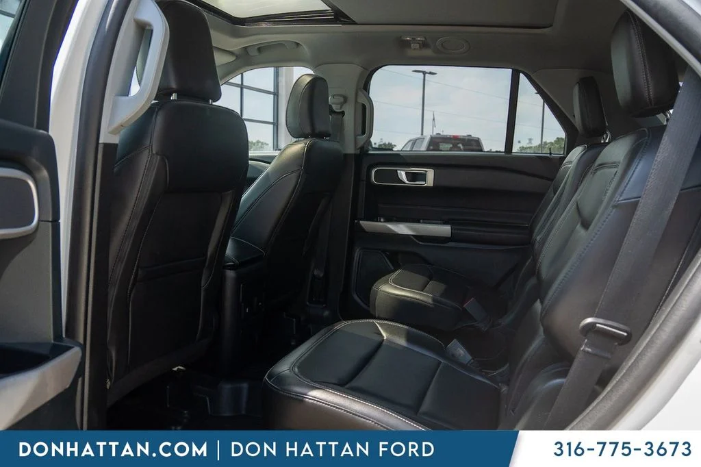 Used 2023 White Ford XLT image 21