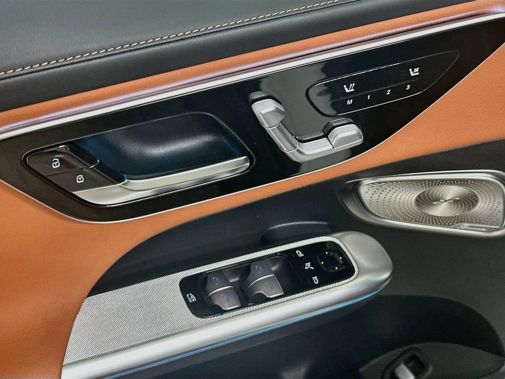 Certified Used 2026 Brown Mercedes-Benz GLC 300 image 19