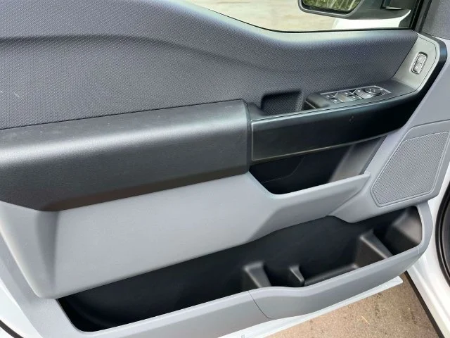 New 2026 Oxford White Ford XL image 18