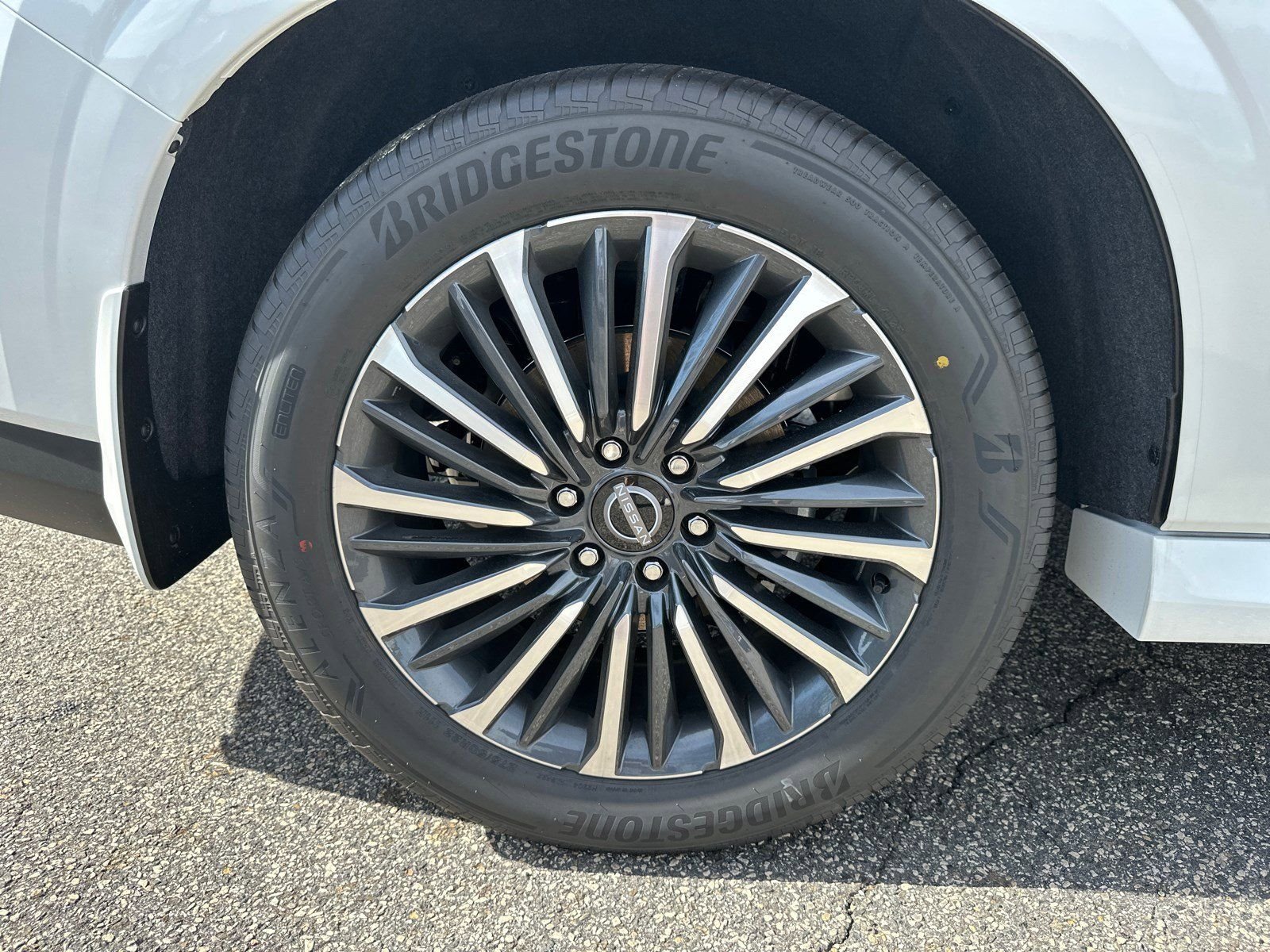New 2026 White Nissan Platinum Reserve image 18